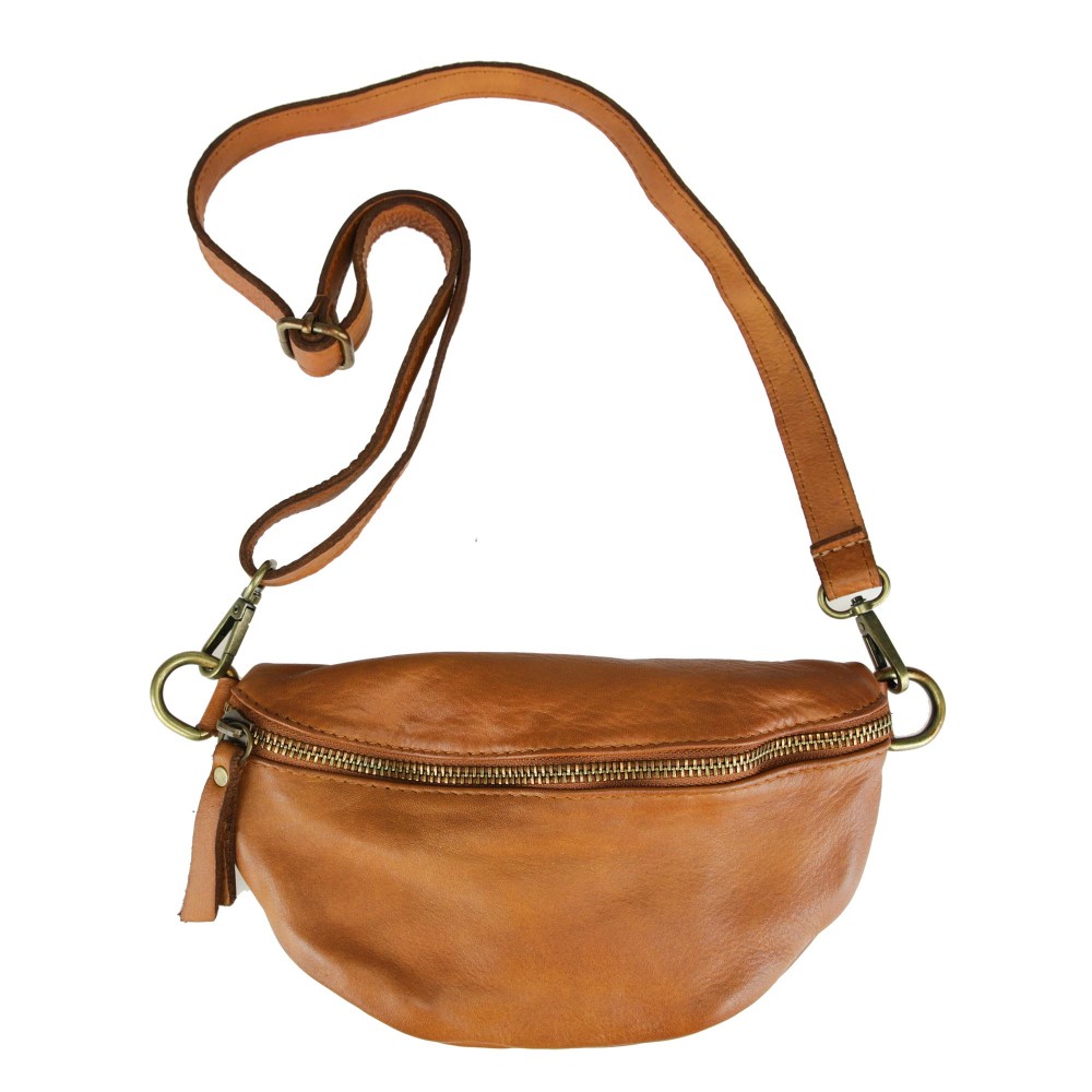 Small clutch bag in smooth leather with adjustable shoulder strap