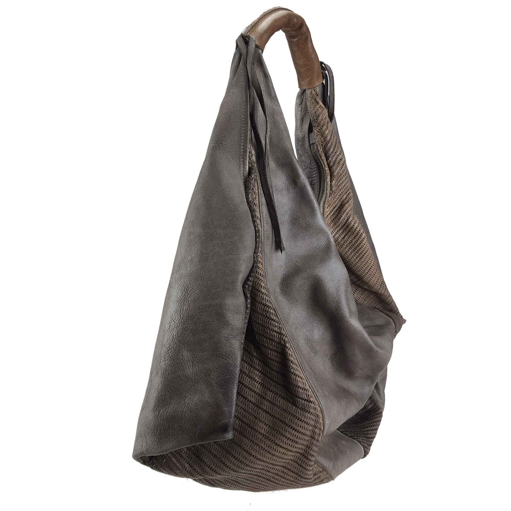 Bat bag in hand-buffered soft leather