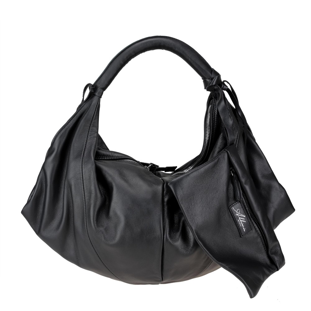 Shoulder bag in soft black nappa leather